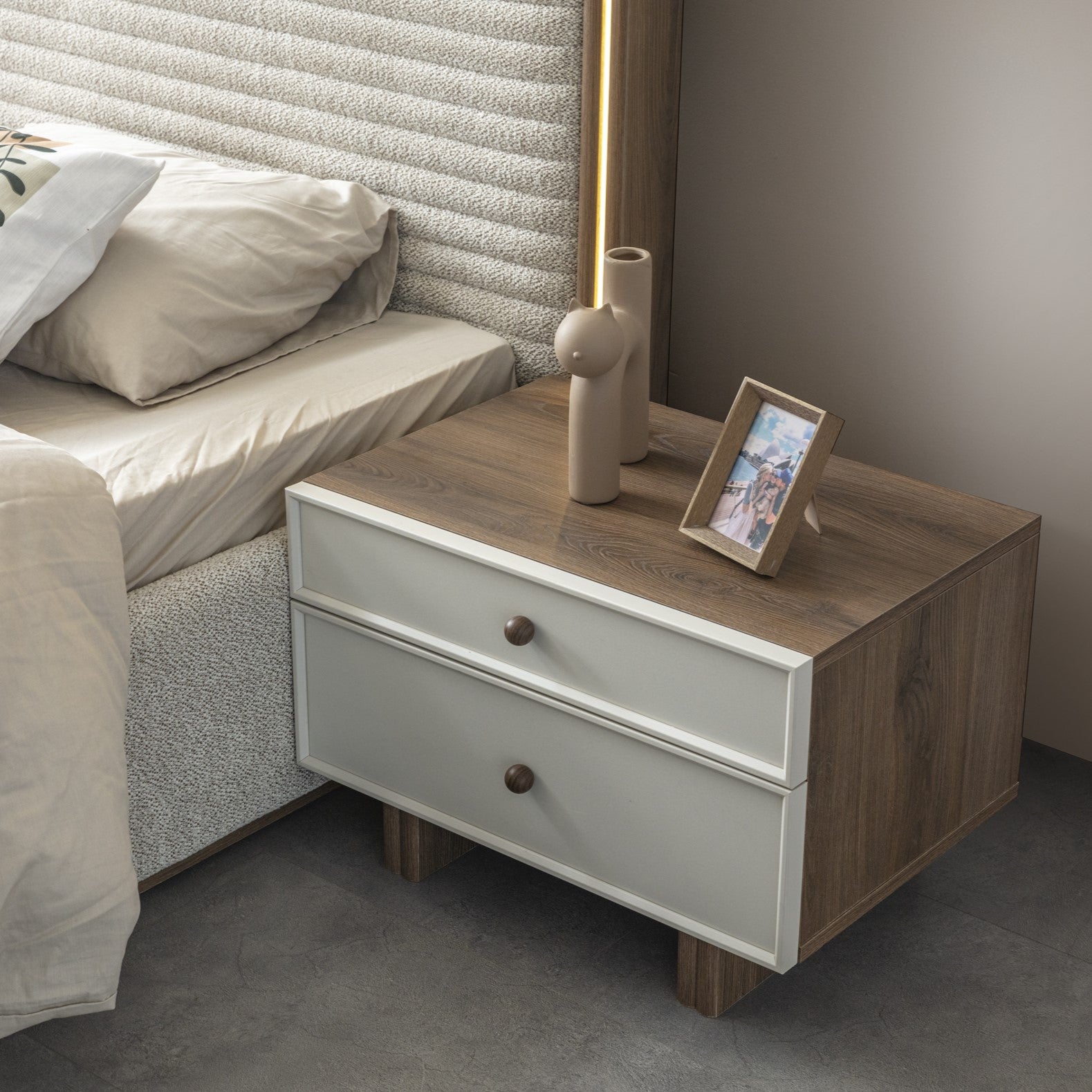 Young Bedroom Set - LATTW 