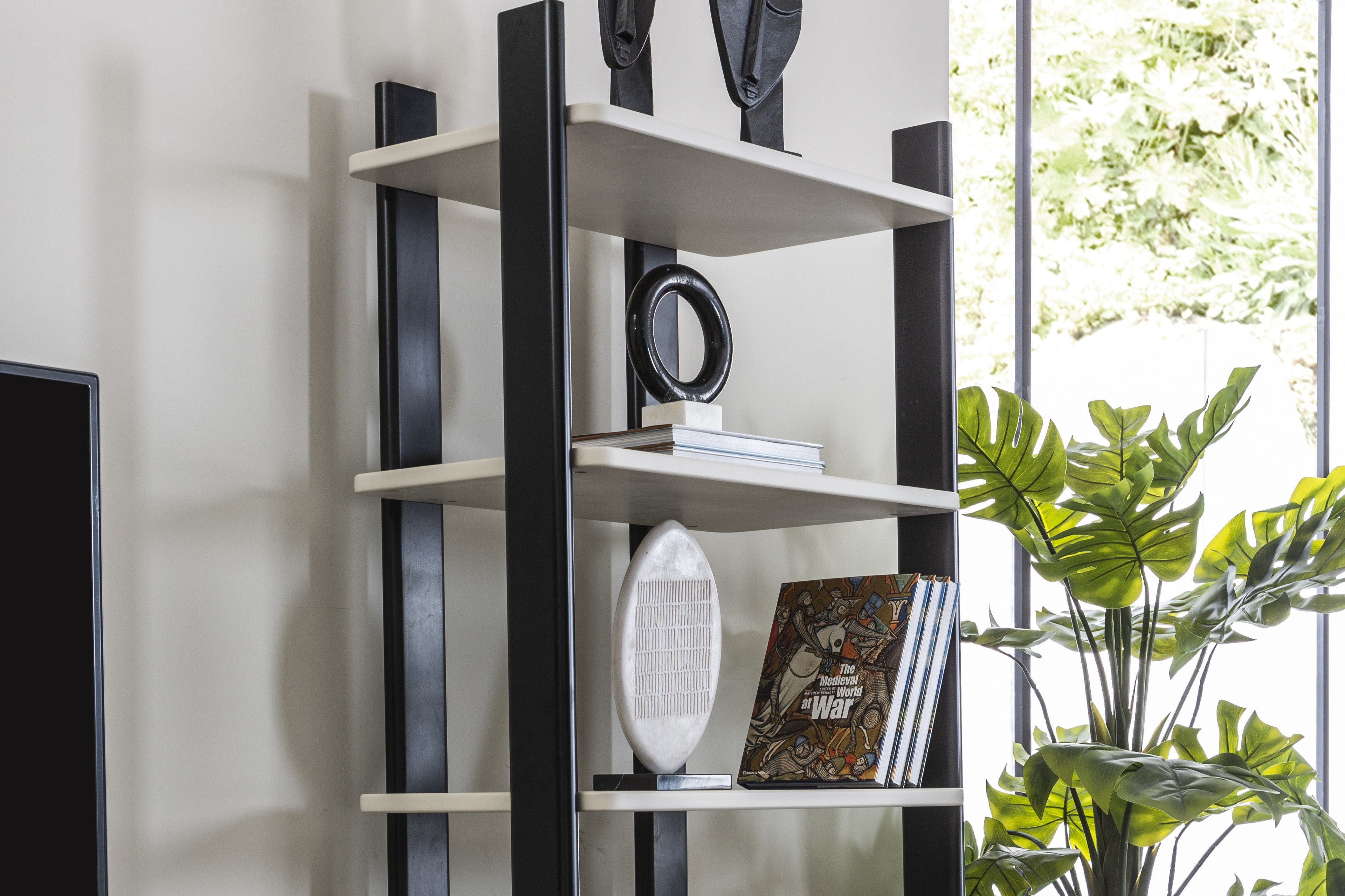 Bookshelf - BERGAMA